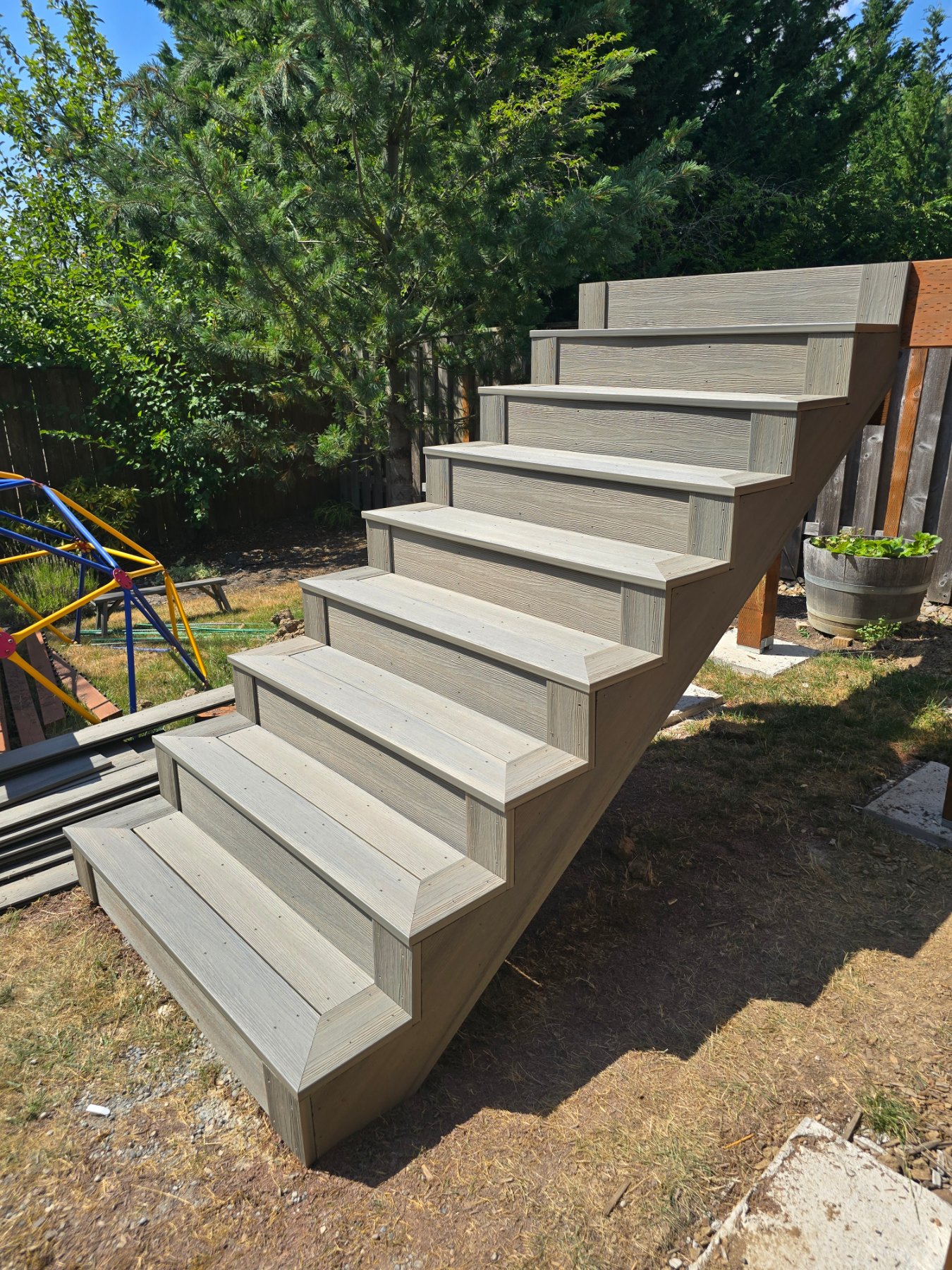 Hammerhead fence and deck llc project photo 4