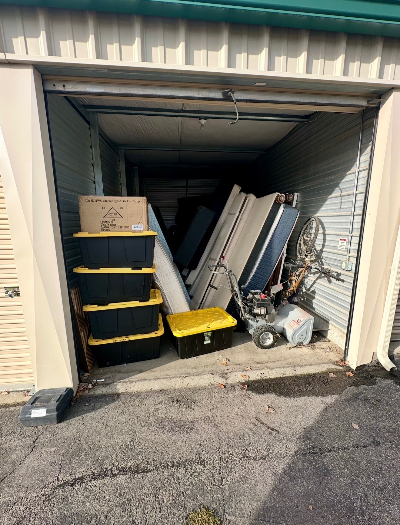 Haul Yeah Junk Removal project photo 4