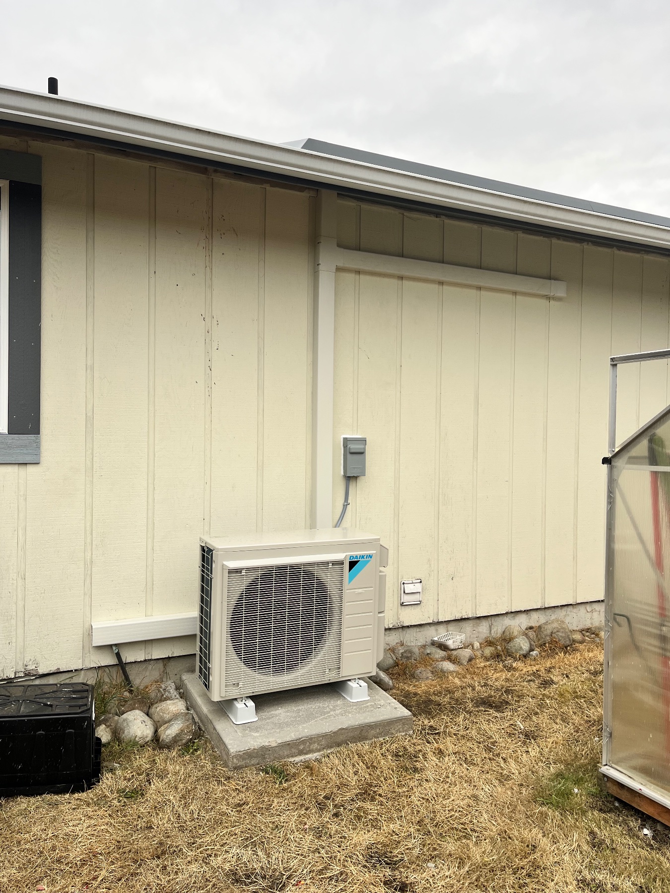APR Heating and Air LLC project photo 8