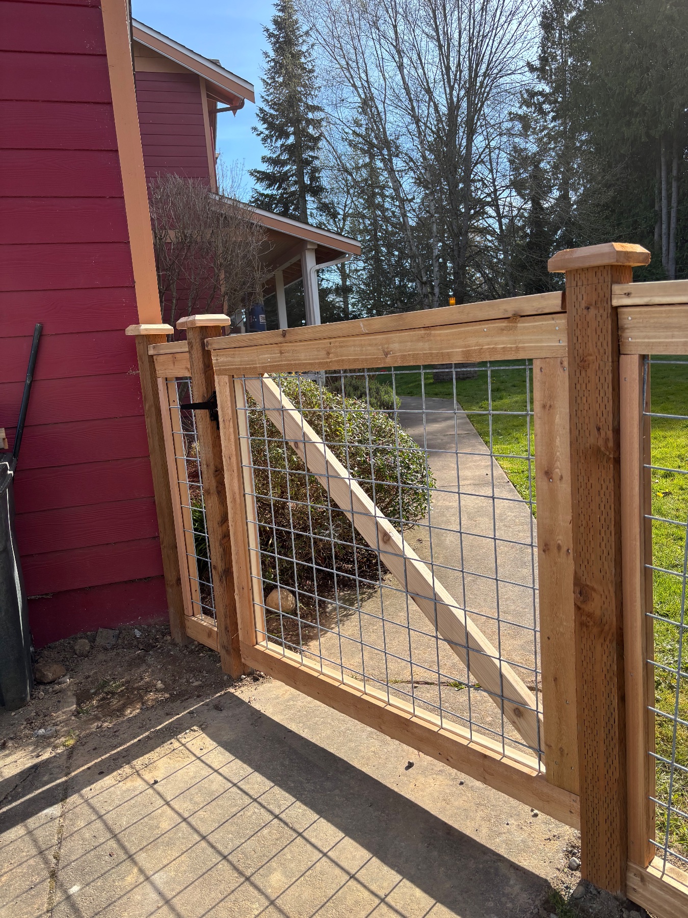 C&W Fencing project photo 7