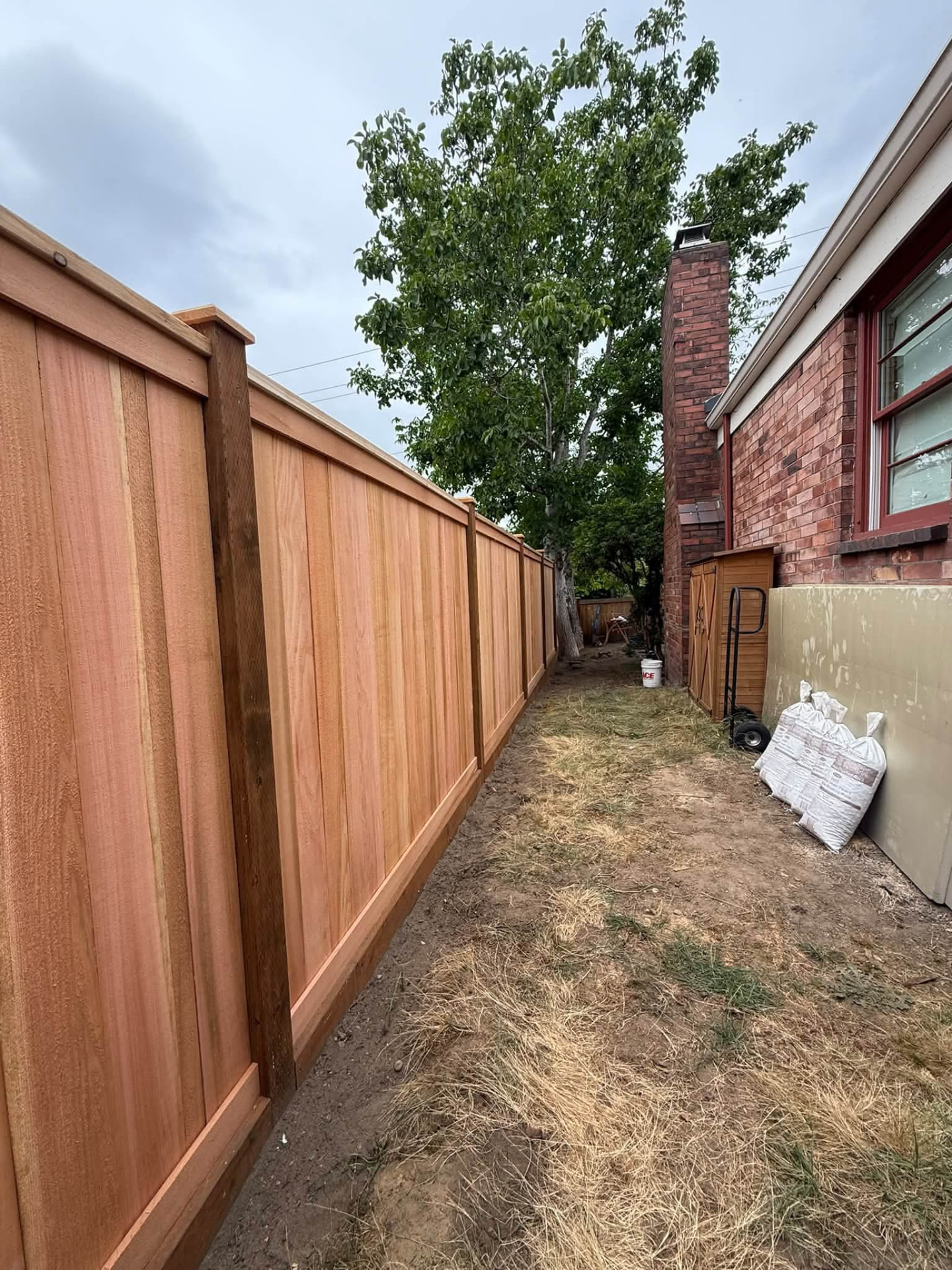 Fence and Deck GH project photo 4