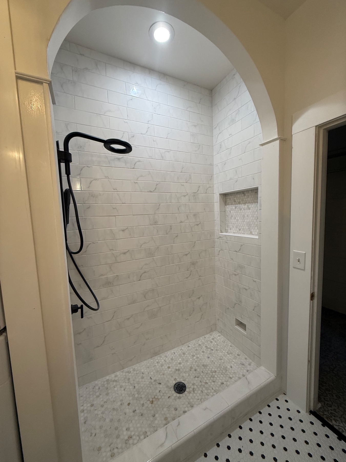 Calderons Proquality construction LLC project photo 8