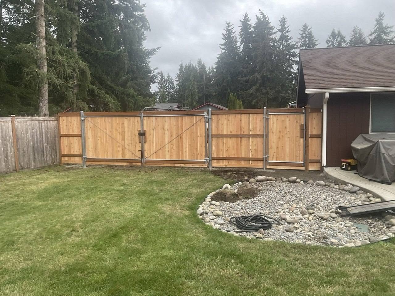 West Coast Fence Pros LLC project photo 6